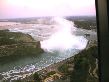 Niagarafälle bei Tag
