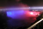 Niagara_Horsshoe-Falls_bei_Nacht.jpg