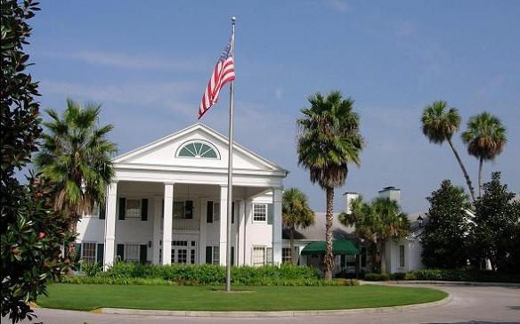 Plantation Inn & Golf Resort
