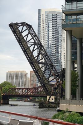 DSC06502 Chicago Chicago and Northwestern Railway Bridge und Grand Kingsbury_k
