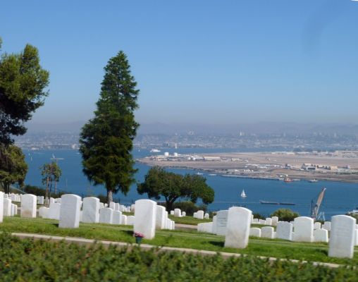 P1070397_DxO_San_Diego_Cabrillo_Memorial_Drive_Soldatenfriedhof_Forum.jpg