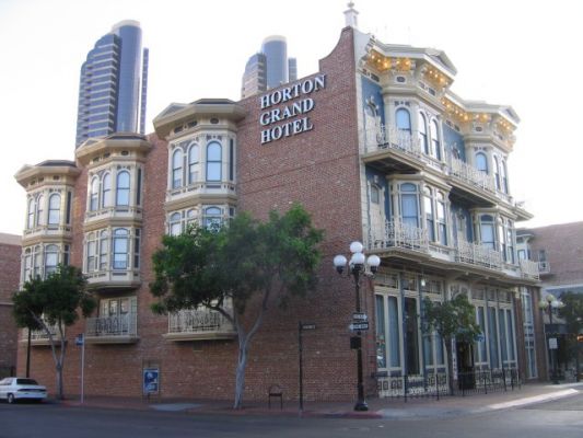 altes Hotel in
San Diego
