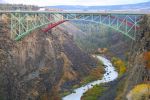 2006-10-19 01 Crooked River Gorge.jpg