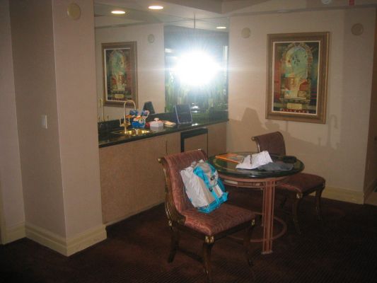 Luxor Suite
