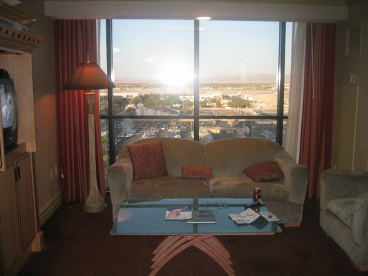 Luxor Suite
