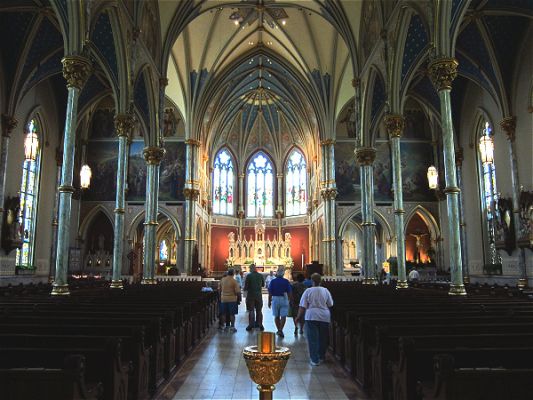 Savannah - Cathedral of St. John the Baptist - ist auch innen schön

