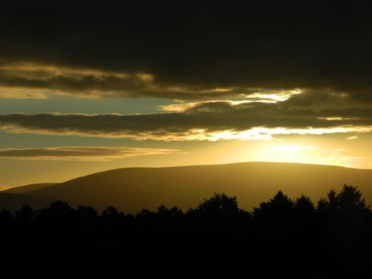 Sonnenaufgang über den Highlands
