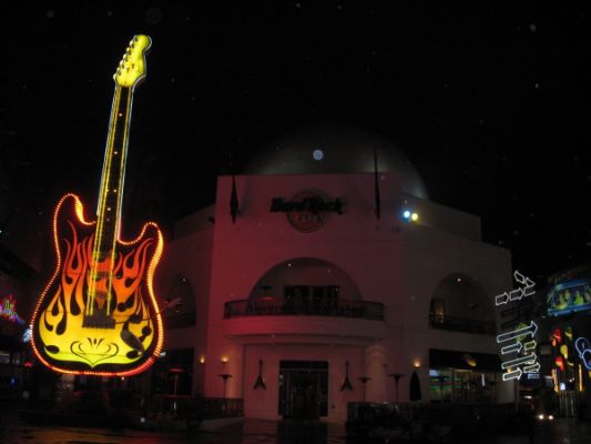 Tag 4
Hard Rock Cafe Hollywood at Universal CityWalk
