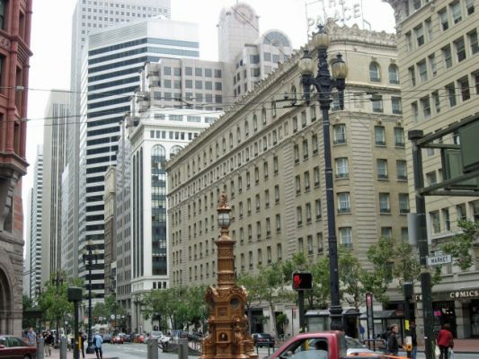SFO Geary ad Market
