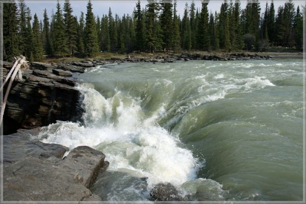 comp_150_Athabasca_Falls_(19).jpg